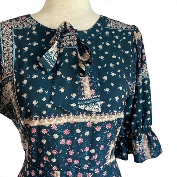 CHELSEA28 Green Blue Floral Patchwork Midi Dress Size Small - Picture 7 of 11